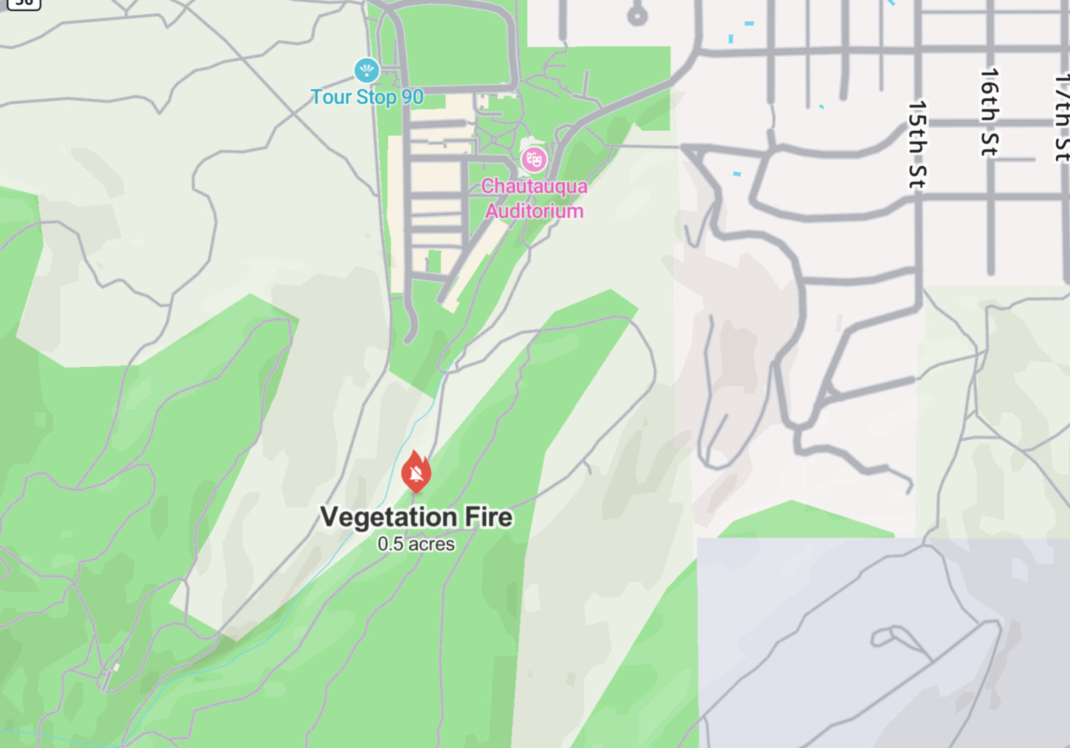 Boulder crews respond to vegetation fire near Chautauqua