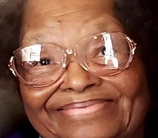 Remembering Elmira Davis, beloved educator, gospel singer and community leader